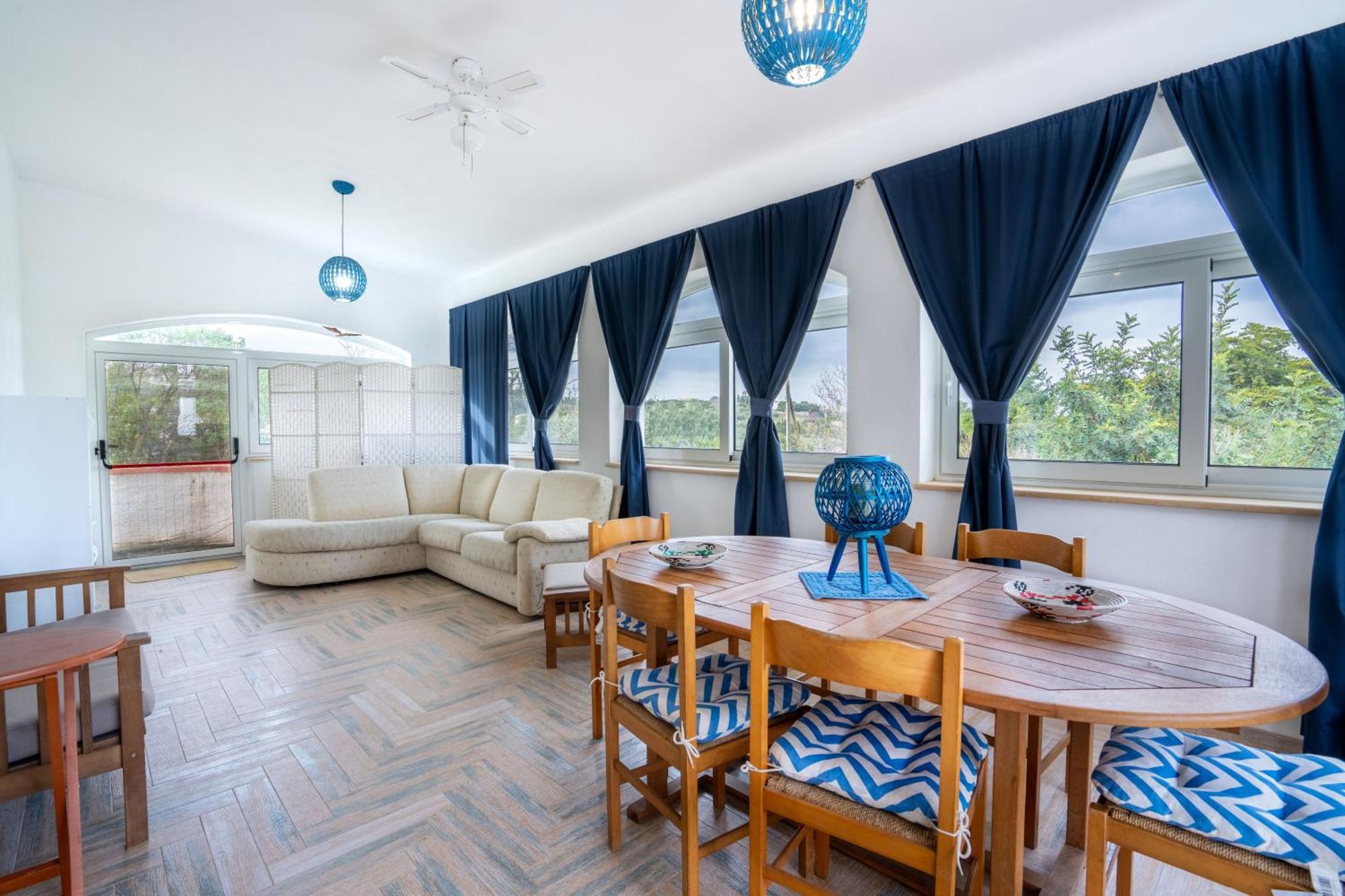 Filoxenia Di Umberto Guest House Sassari Ngoại thất bức ảnh