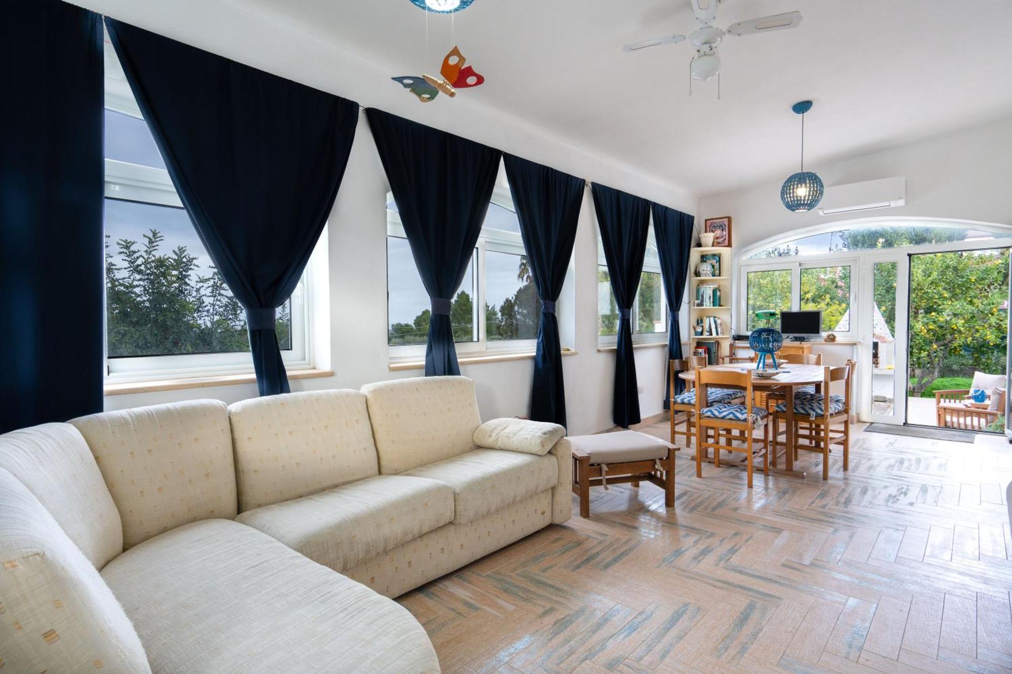 Filoxenia Di Umberto Guest House Sassari Ngoại thất bức ảnh